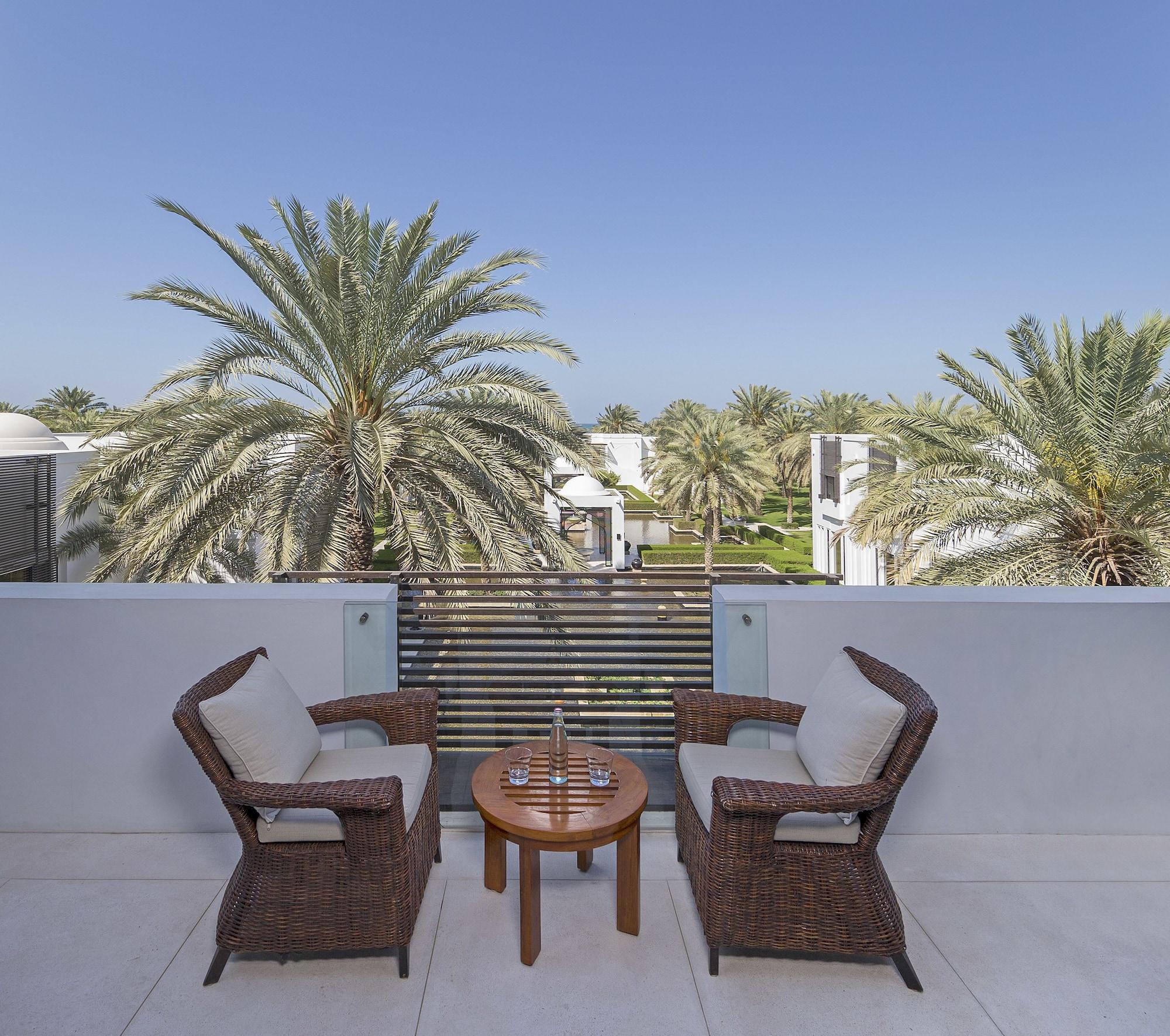 The Chedi Muscat Hotel Exterior photo